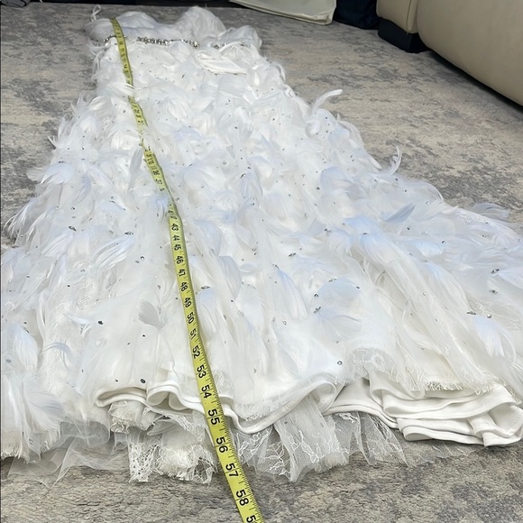 NWT Mac Duggal White Feather Rhinestone Sweetheart Strapless Gown Dress Wedding - Picture 14 of 17